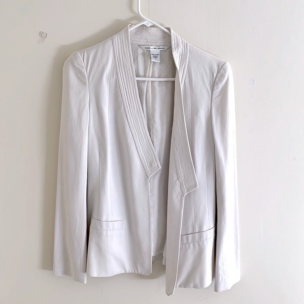 Diane Von Furstenberg off white blazer